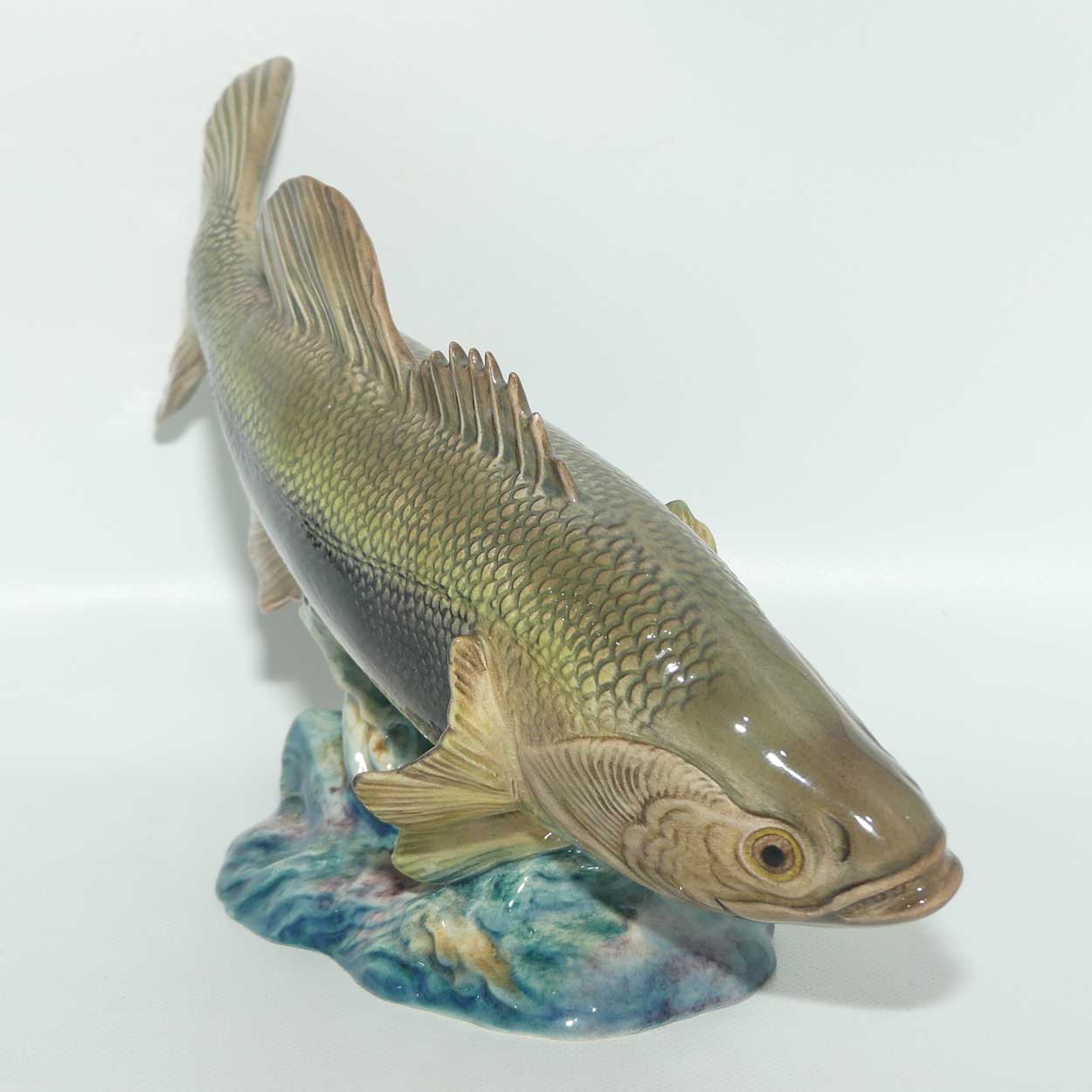#1266 Beswick Large Mouth Black Bass
