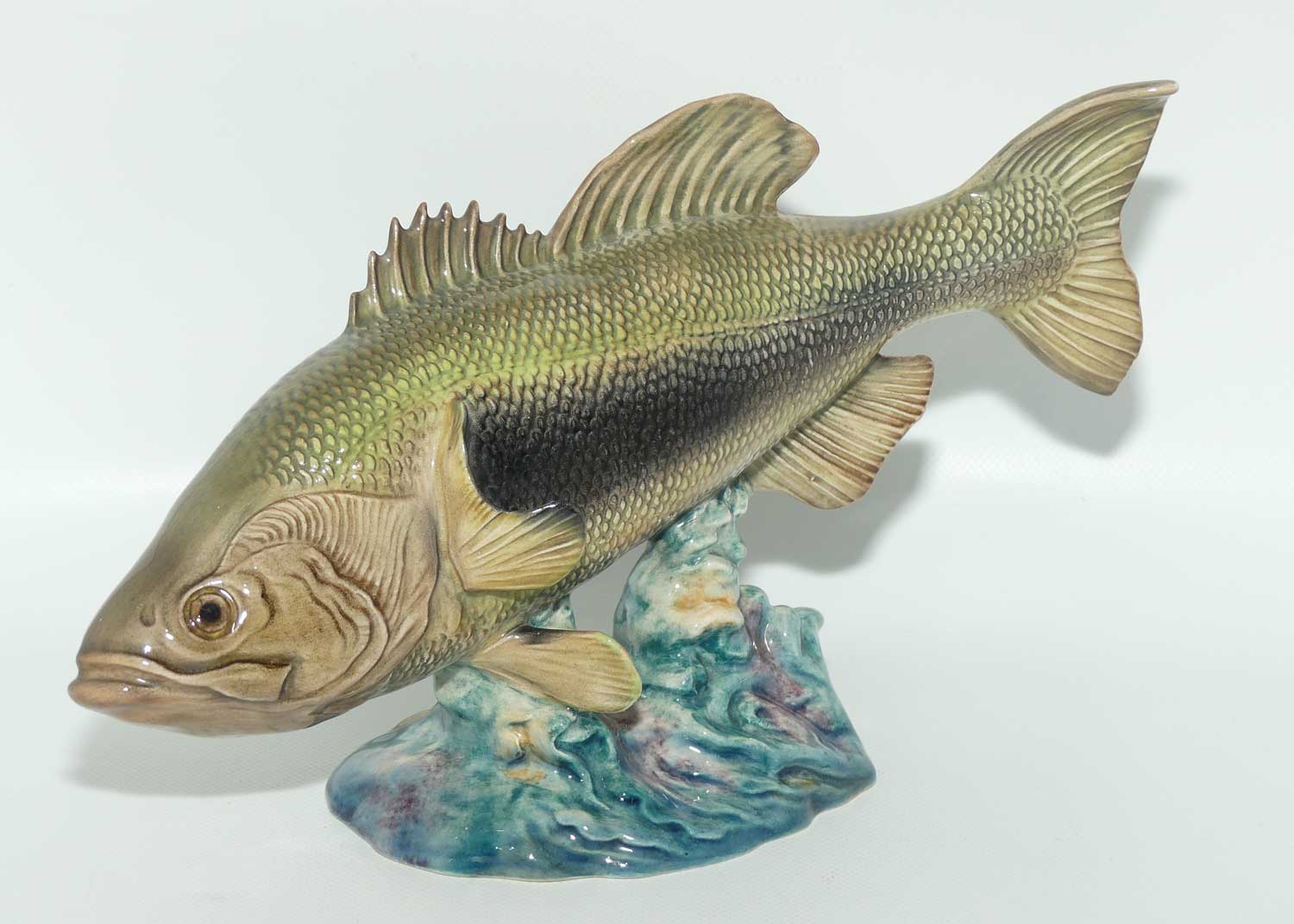 #1266 Beswick Large Mouth Black Bass
