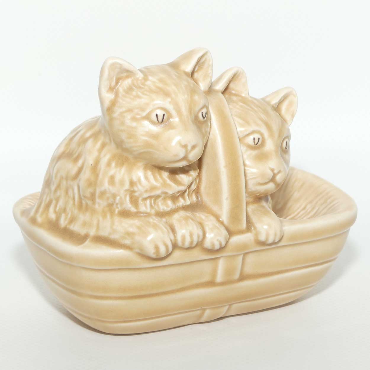 SylvaC #1296 | Kittens in Basket | Light Brown