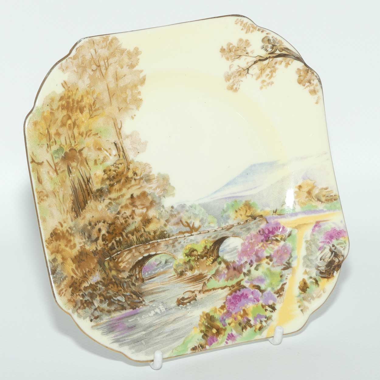 Shelley Ripon shape Heather pattern trio | Cream body | Square Plate | 12977