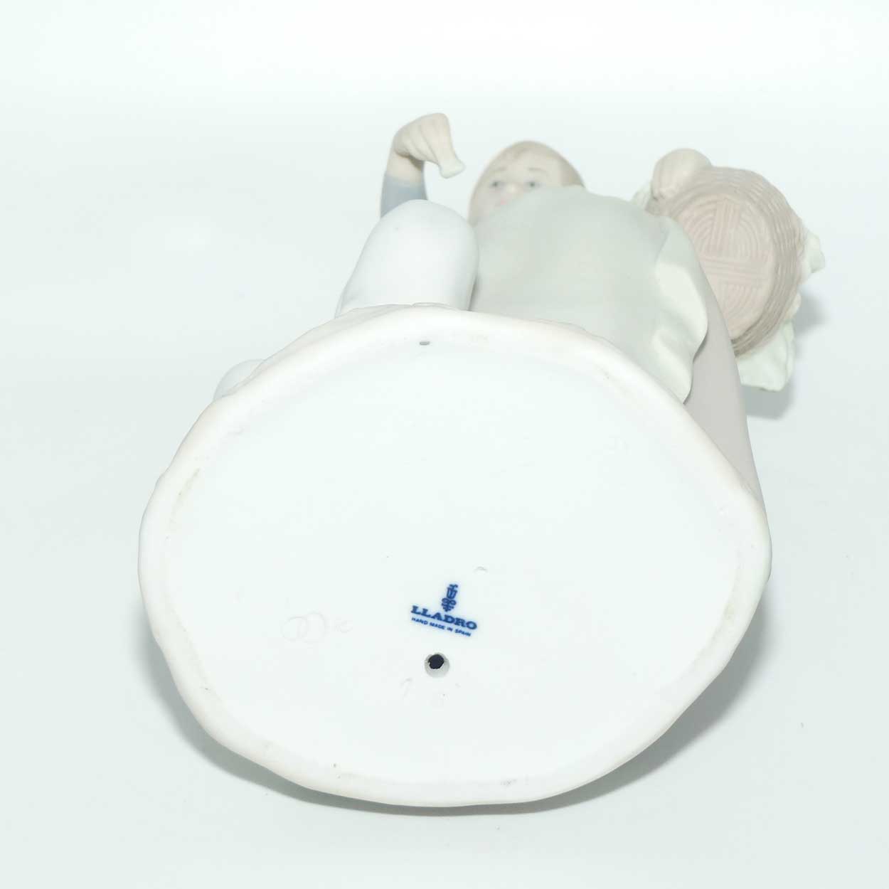 Lladro figure Pacing the Ducks #1306