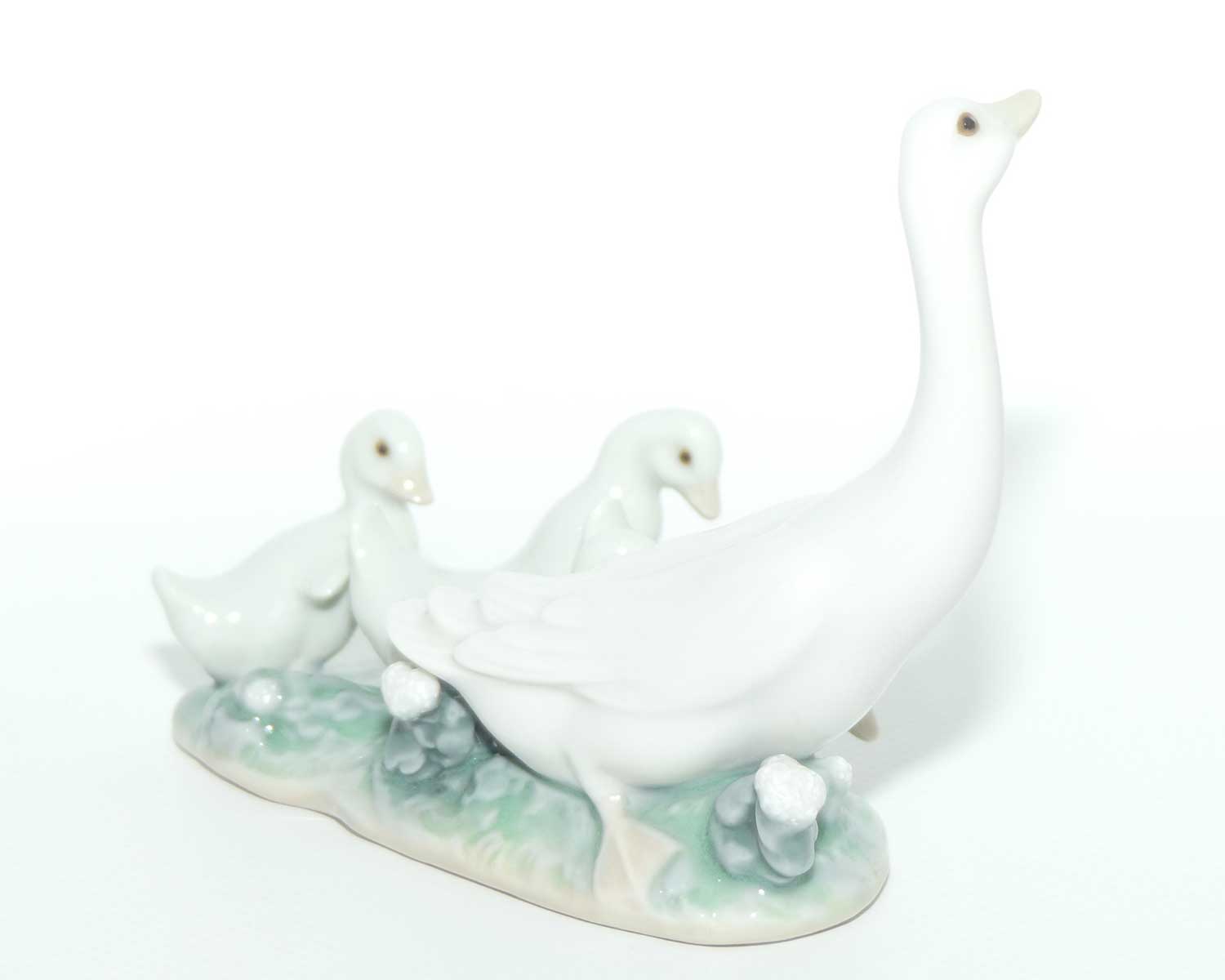 Lladro figure Ducklings | Little Ducks after Mother | #1307