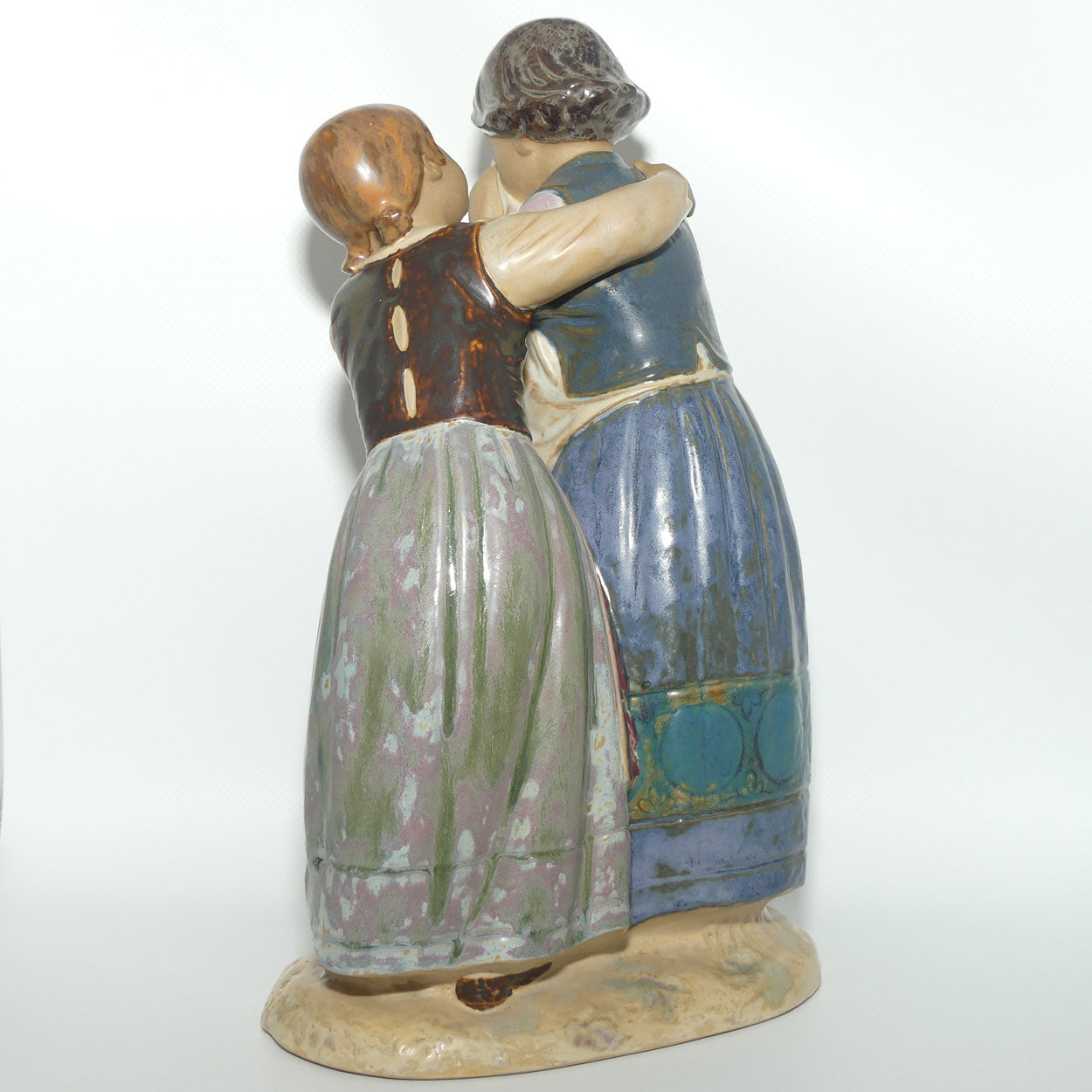 Lladro figure Comforting her Friend | Gres | #1326