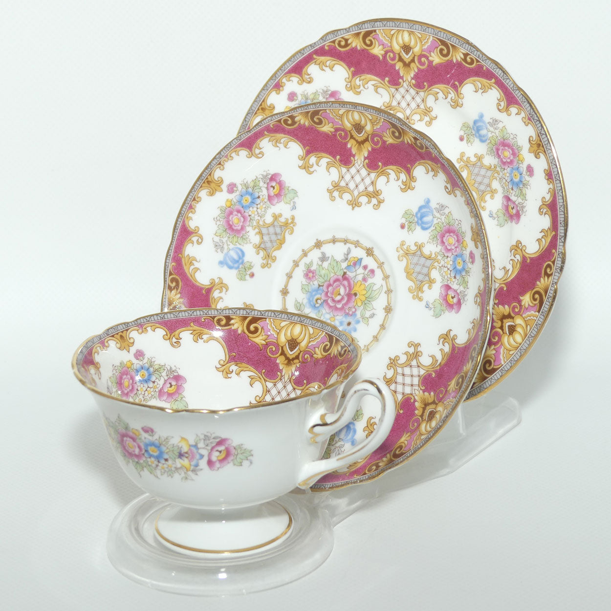 Shelley Gainsborough shape Sheraton pattern trio | Red with Gold | 13289