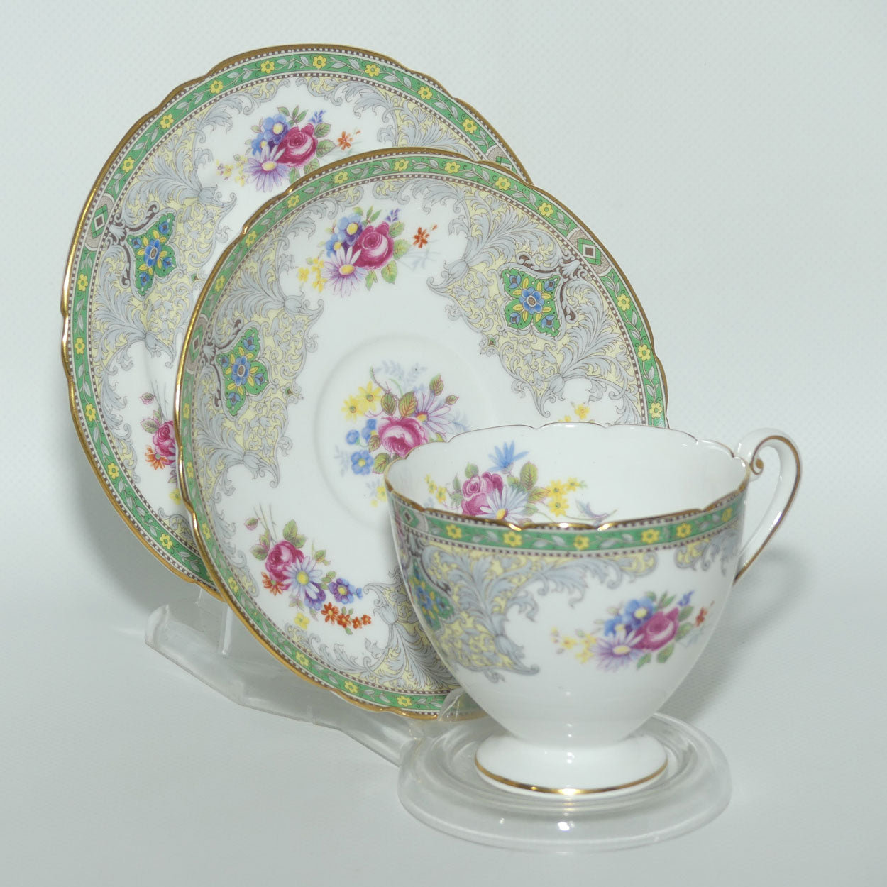 Shelley Ripon shape Georgian pattern trio | Green | 13360
