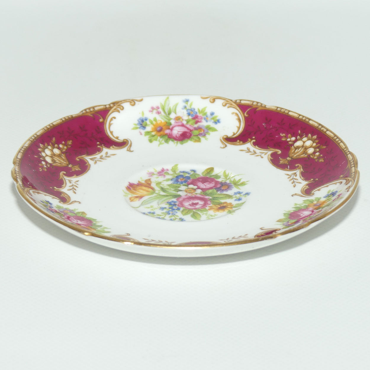 Shelley Duchess pattern tea saucer | 13401 | 14.2cm diam