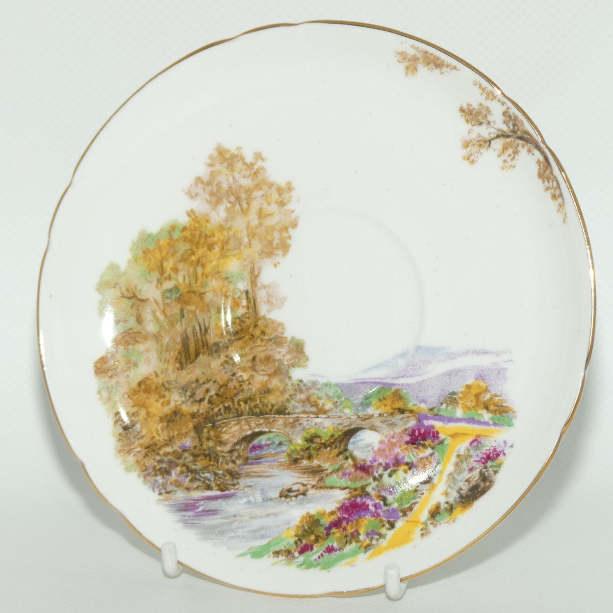 Shelley Heather pattern tea saucer | 13419 | 14.2cm diam