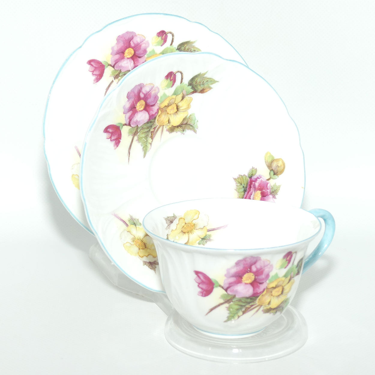 Shelley Oleander shape Begonia pattern trio | 13427