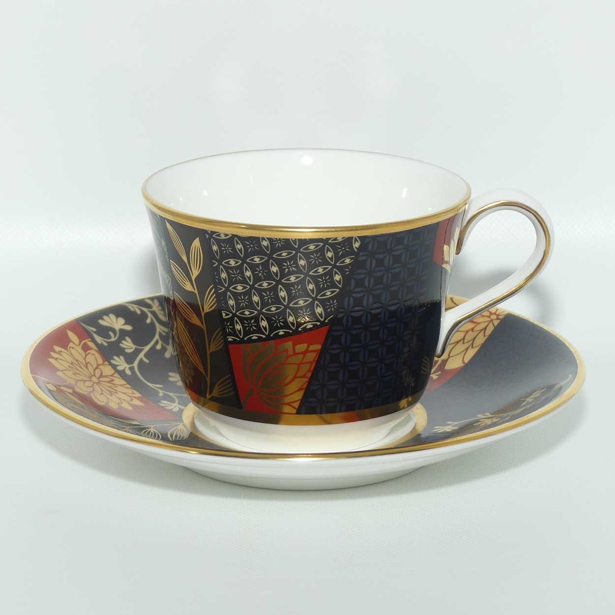 Royal Crown Derby Kimono pattern A1352 duo | 2nd