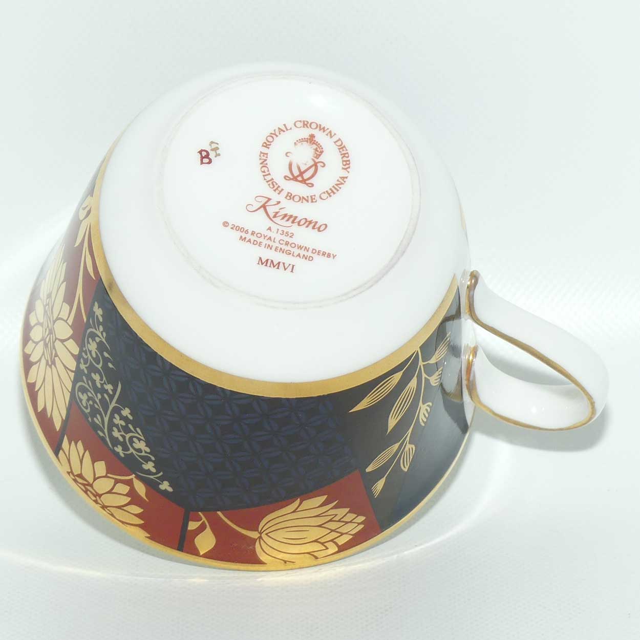 Royal Crown Derby Kimono pattern A1352 duo | 2nd