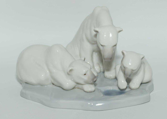 Lladro figure Bearly Love | Polar Bears looking in Ice #1443 | boxed