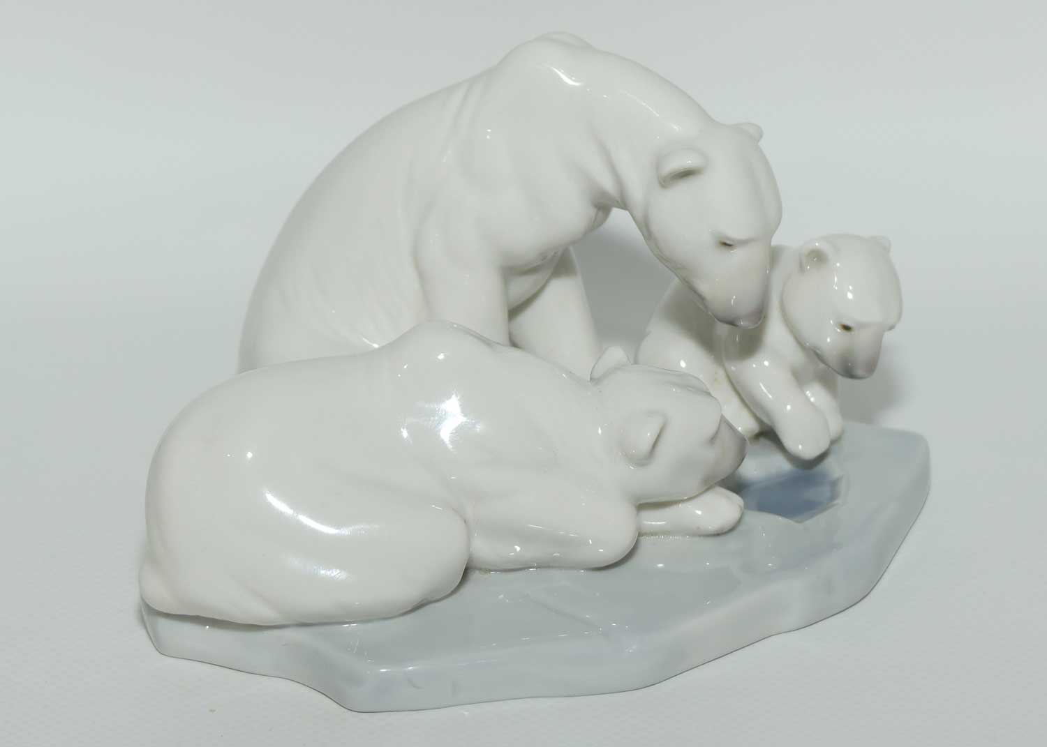 Lladro figure Bearly Love | Polar Bears looking in Ice #1443 | boxed