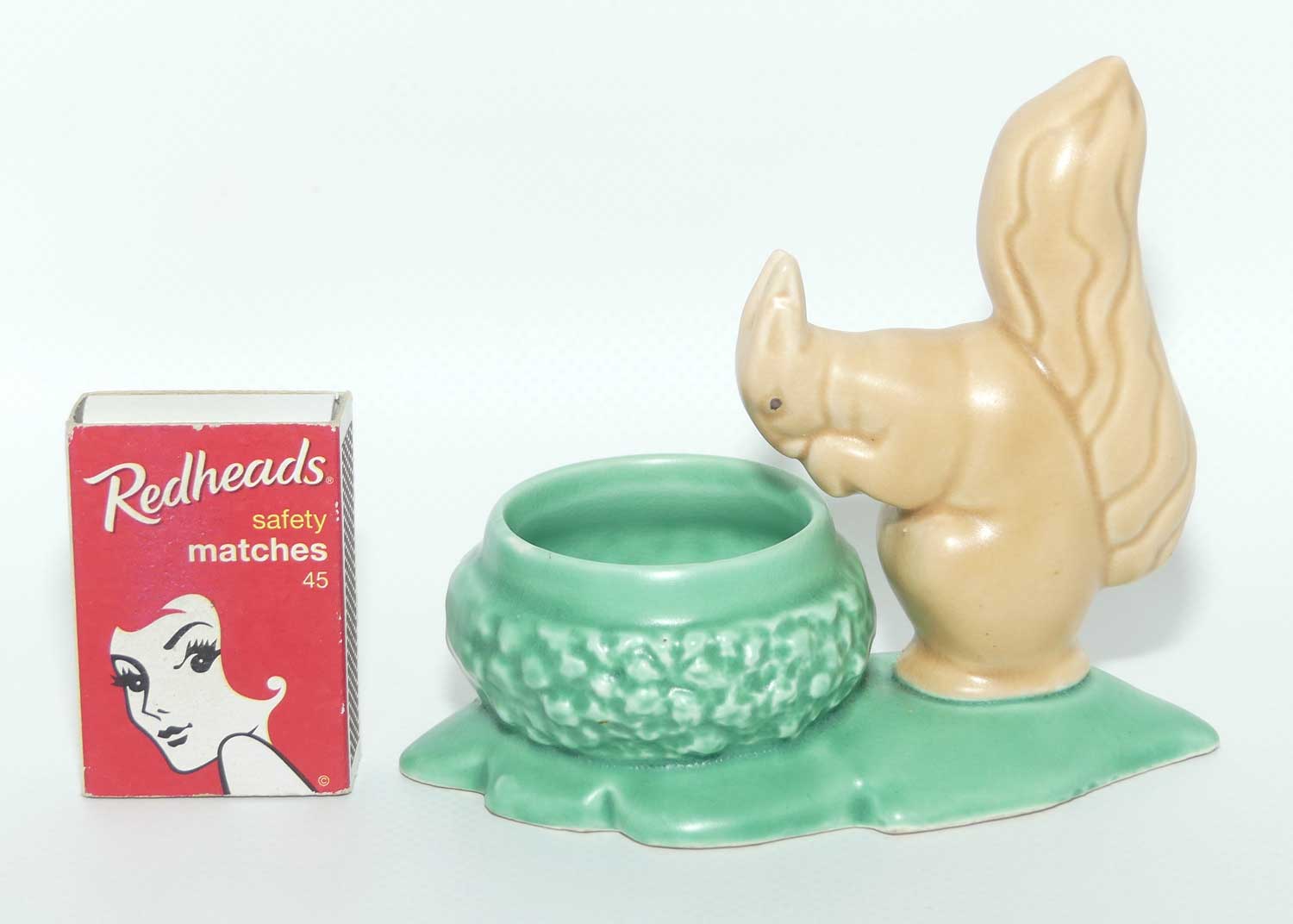 SylvaC #1494 | Squirrel and Acorn