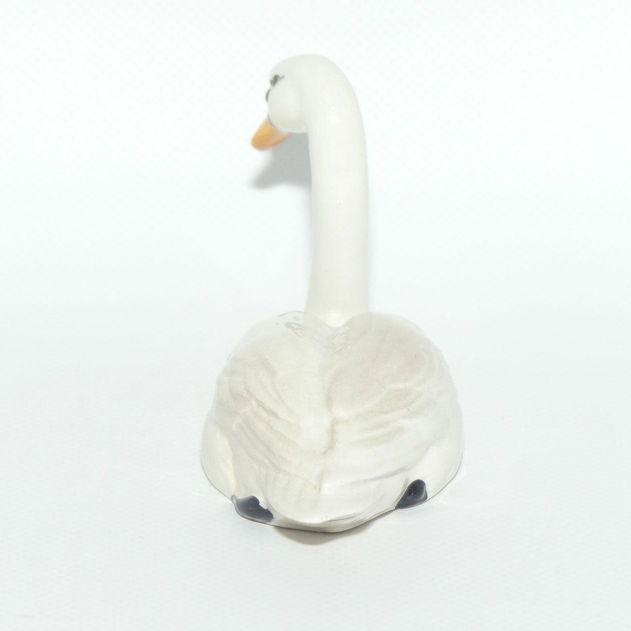#1684 Beswick Swan | Head Up | #2