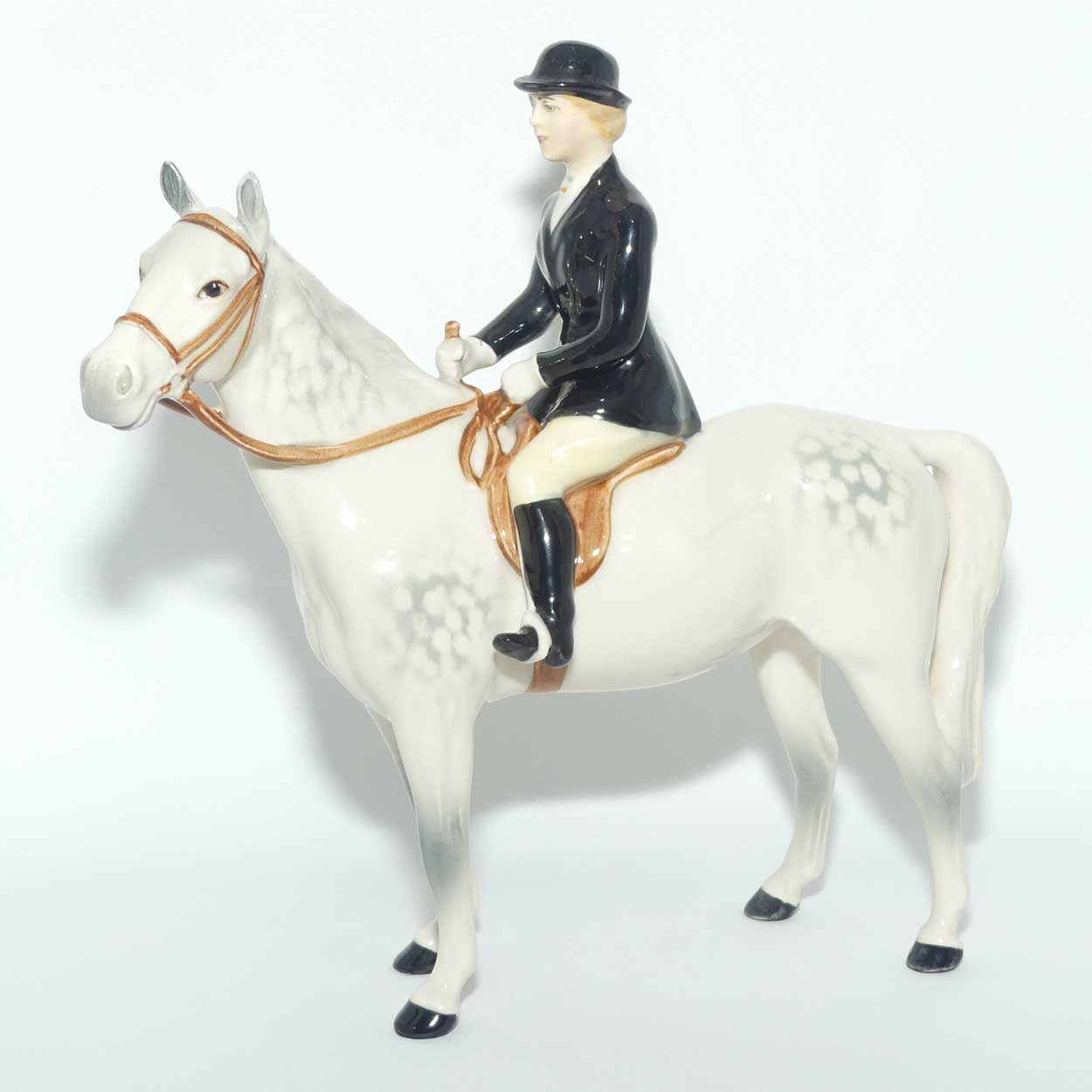#1730 Beswick Huntswoman | On Standing Horse | Grey #3
