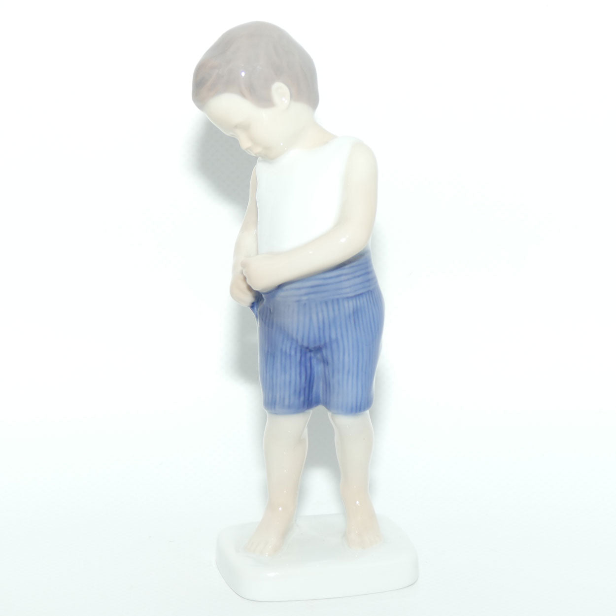 Bing and Grondahl figure 1759 | Tiny Tot