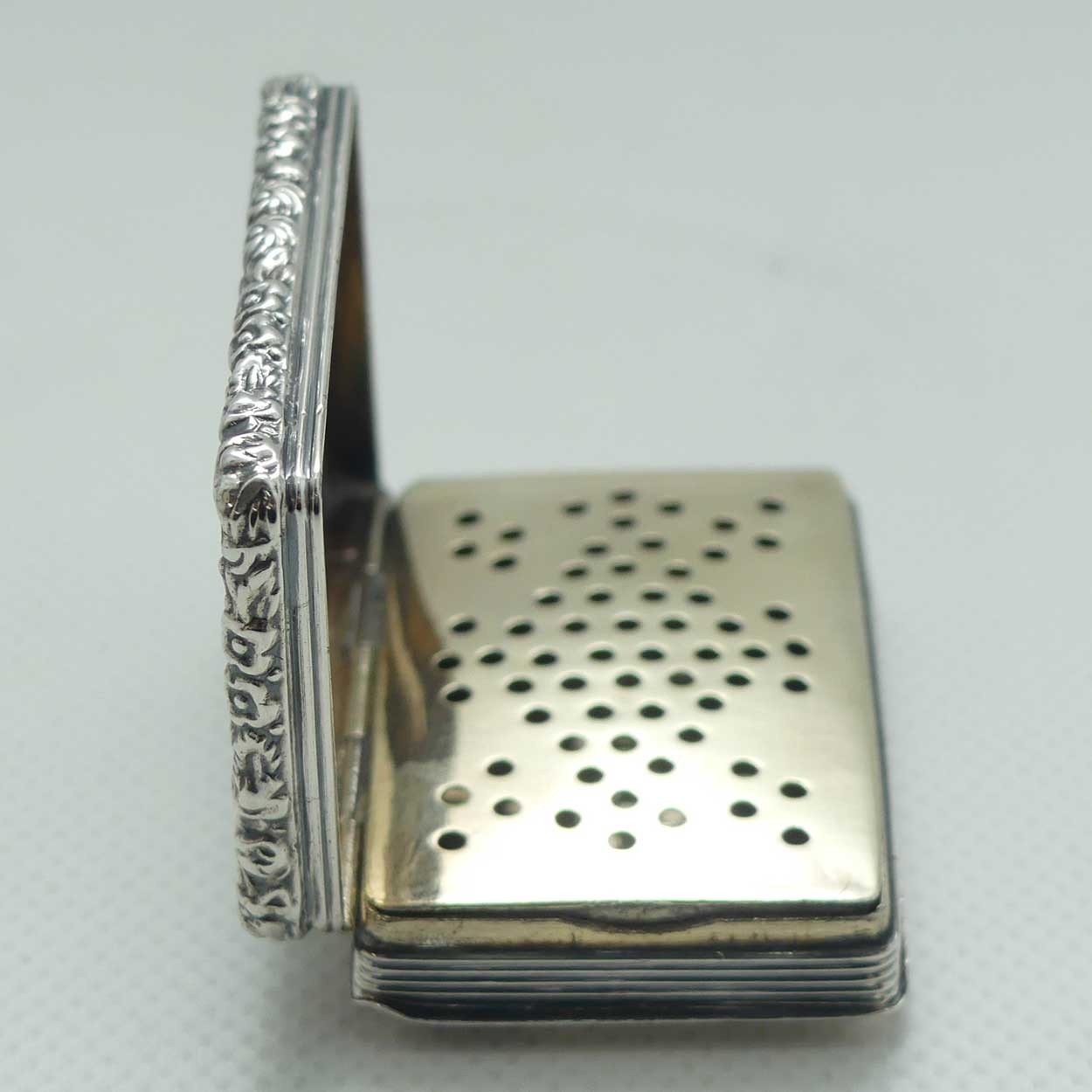Georgian Sterling Silver Vinaigrette | Book style | Birmingham 1831 | Lawrence and Co