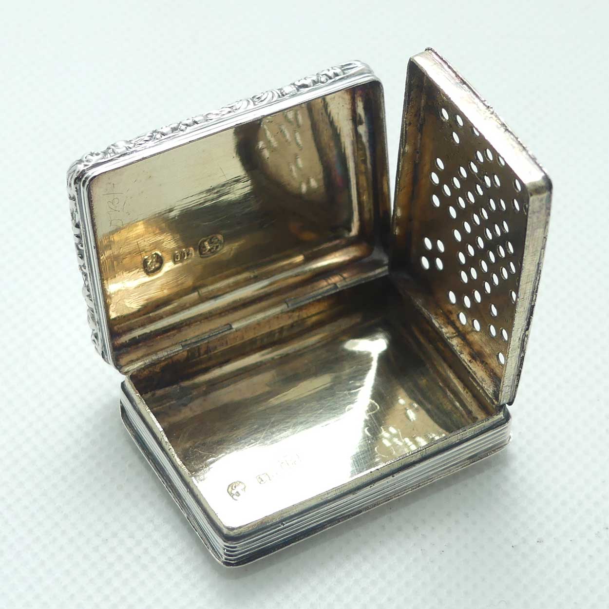 Georgian Sterling Silver Vinaigrette | Book style | Birmingham 1831 | Lawrence and Co