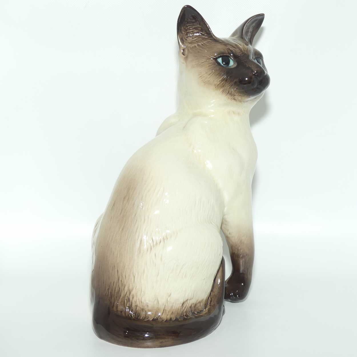 #1882 Beswick Siamese Cat | Seal Point | Gloss