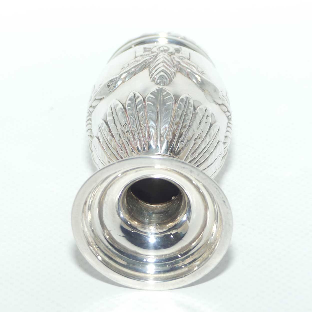 Victorian era Sterling Silver Neoclassical design pepperette | Sheffield 1888