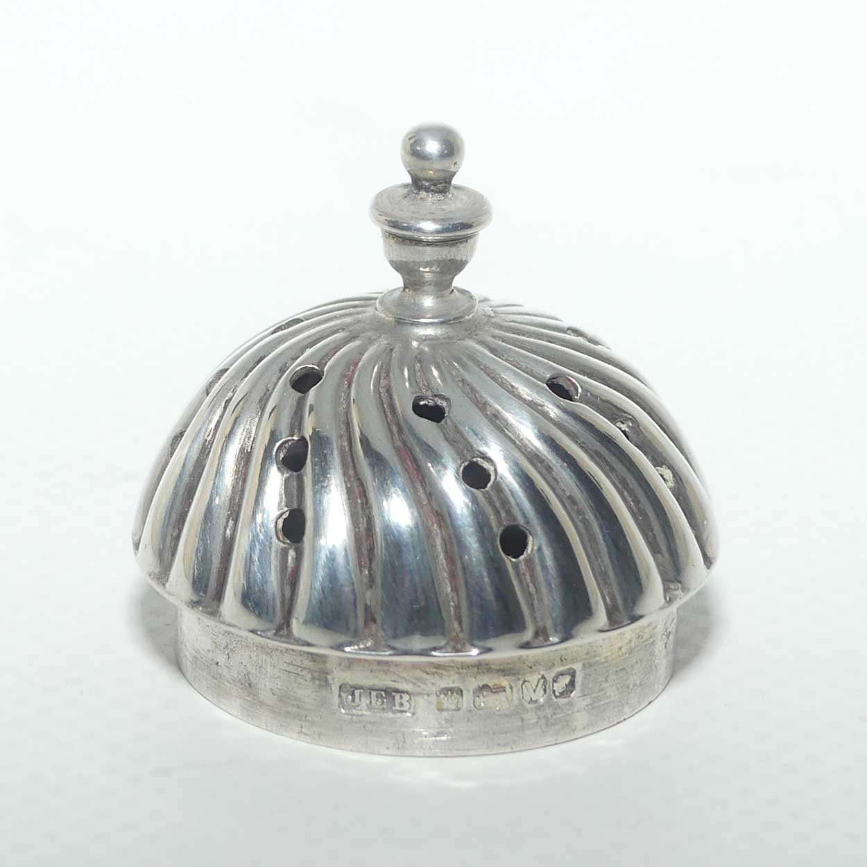 Victorian era Sterling Silver Neoclassical design pepperette | Sheffield 1888