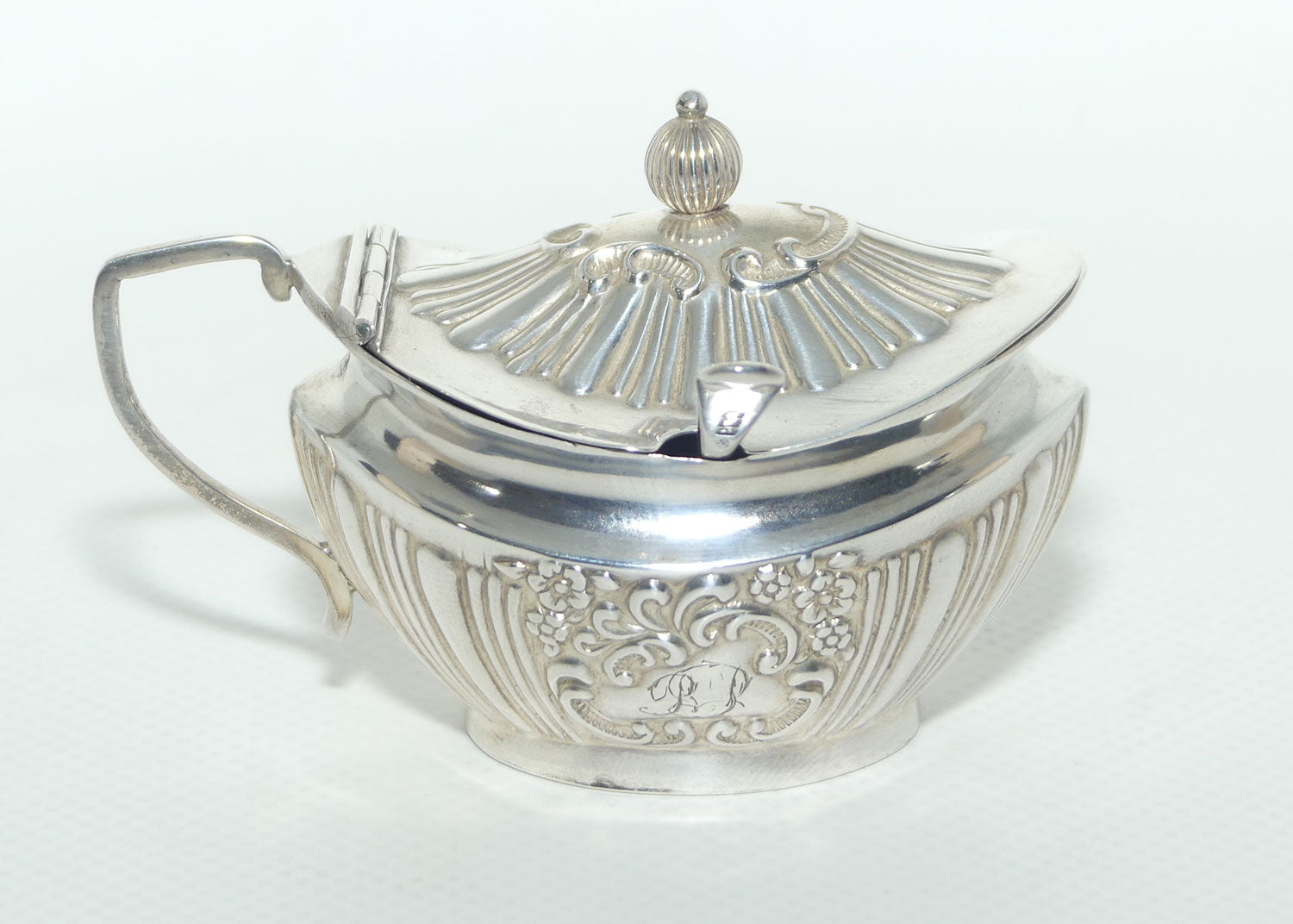 Victorian era Sterling Silver mustard pot with glass liner and spoon | Birmingham 1896