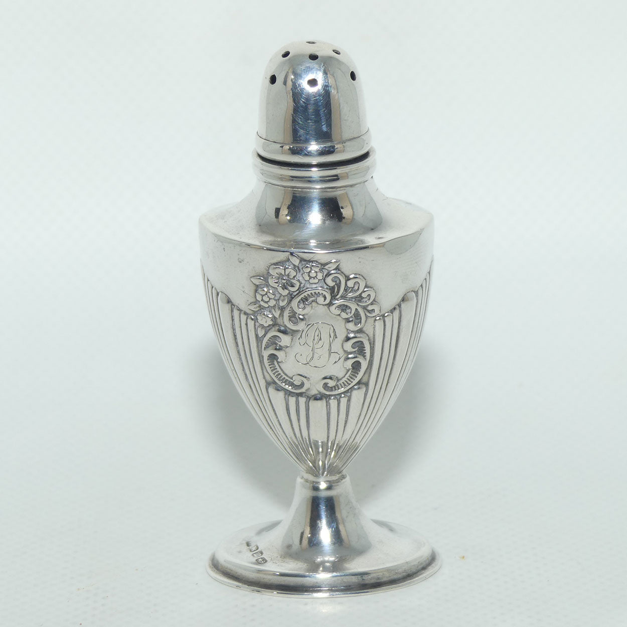 Victorian era Sterling Silver pepperette | Birmingham 1896