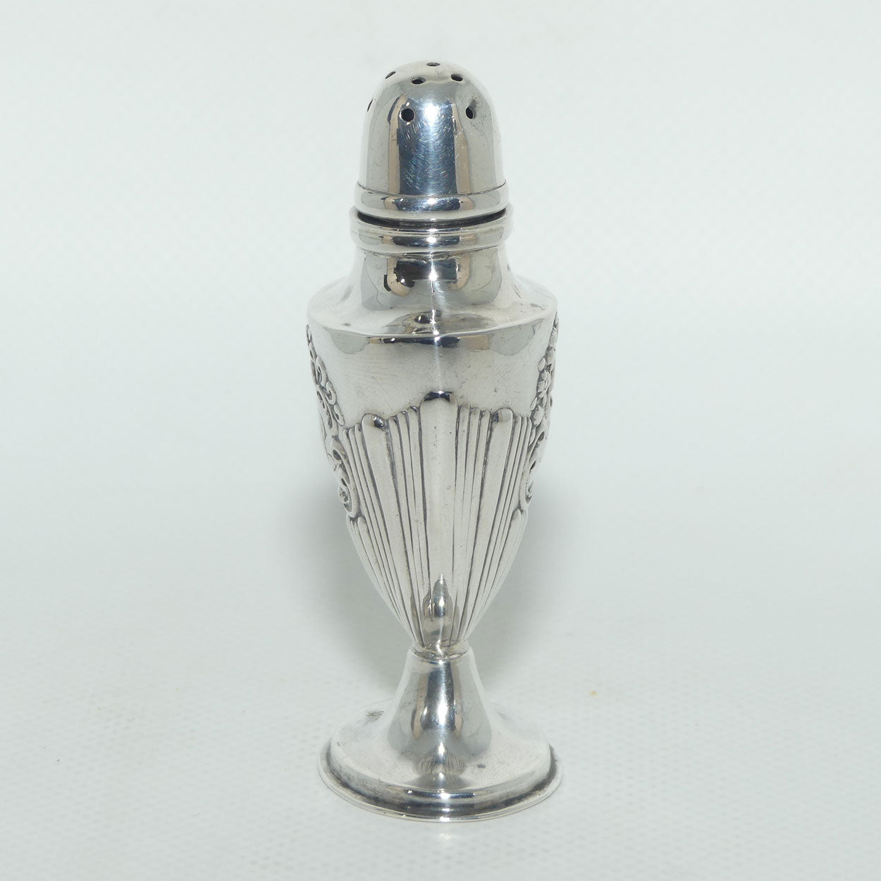 Victorian era Sterling Silver pepperette | Birmingham 1896