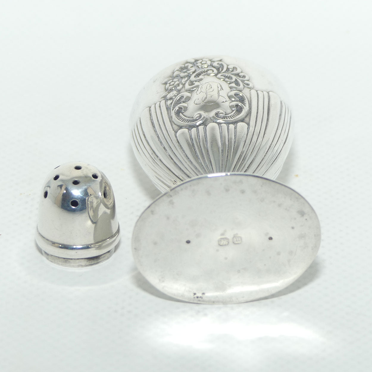 Victorian era Sterling Silver pepperette | Birmingham 1896