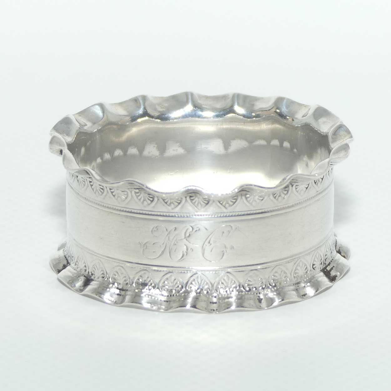 Late Victorian era Sterling Silver frilled edge napkin or serviette ring | Chester 1898 | 24g