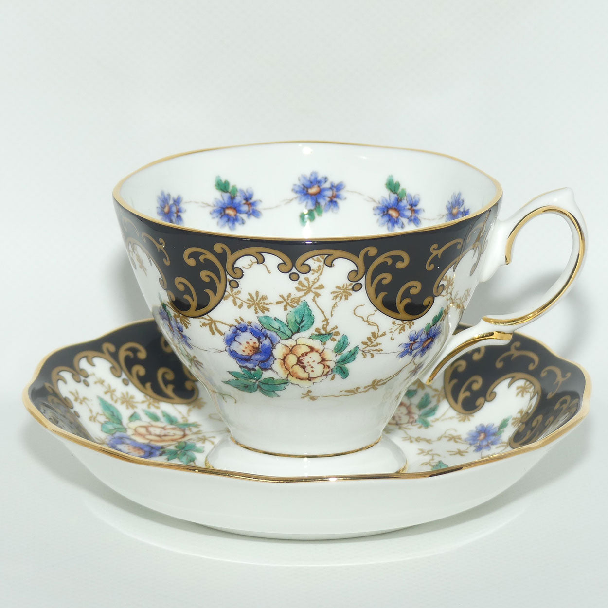 Royal Albert duo | 100 Years of Royal Albert | 1910's Duchess
