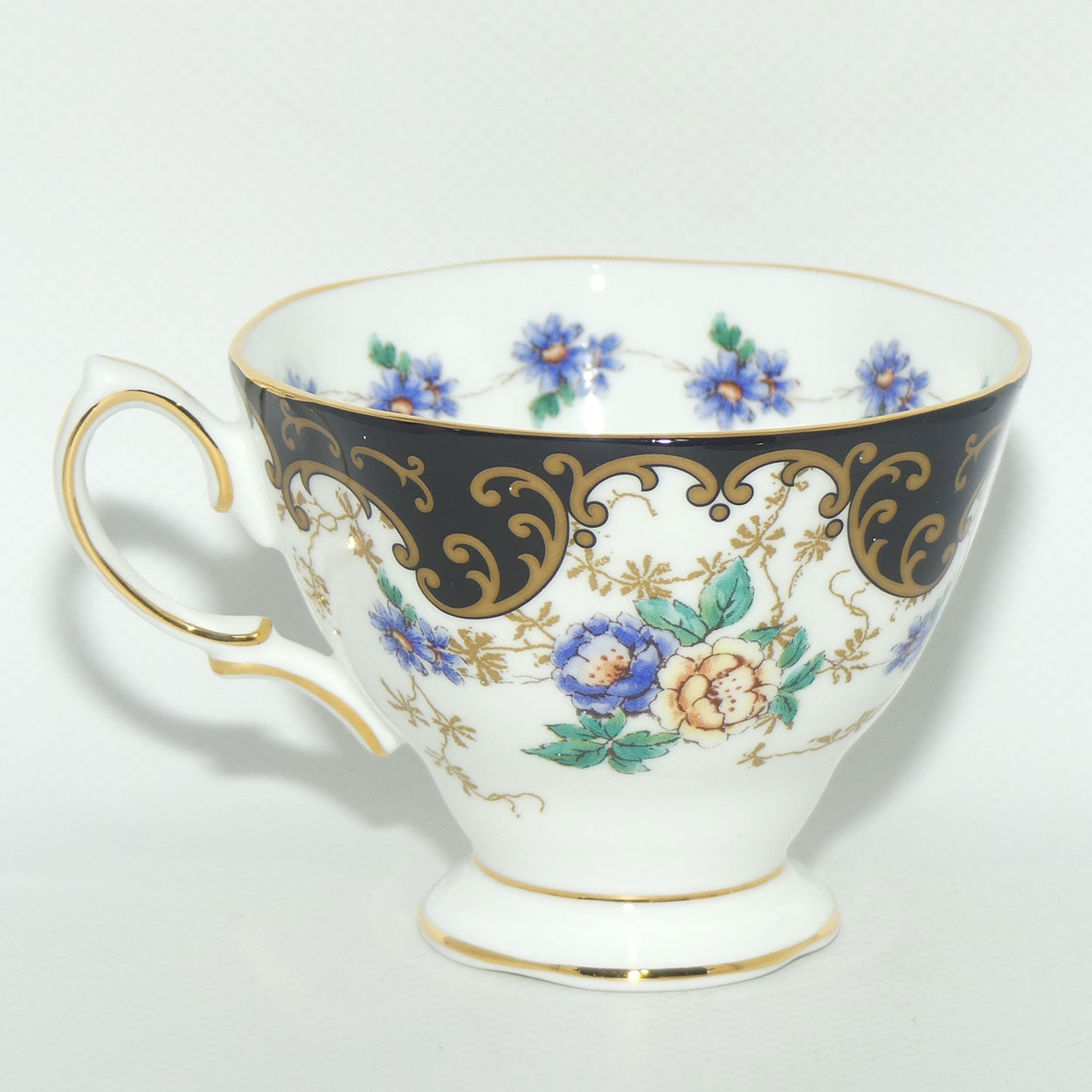 Royal Albert duo | 100 Years of Royal Albert | 1910's Duchess