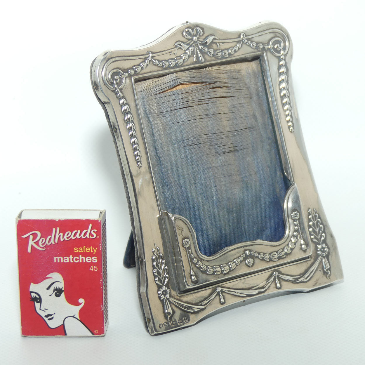 Classical Sterling Silver frame | card holder | Birmingham 1910 | Henry Matthews