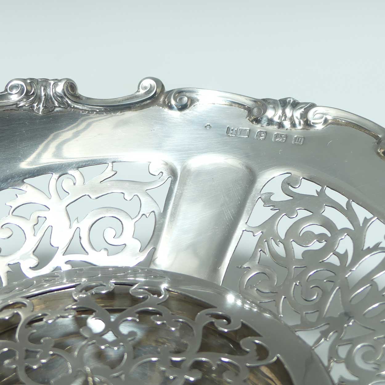 George V Sterling Silver potpourri basket | Birmingham 1911