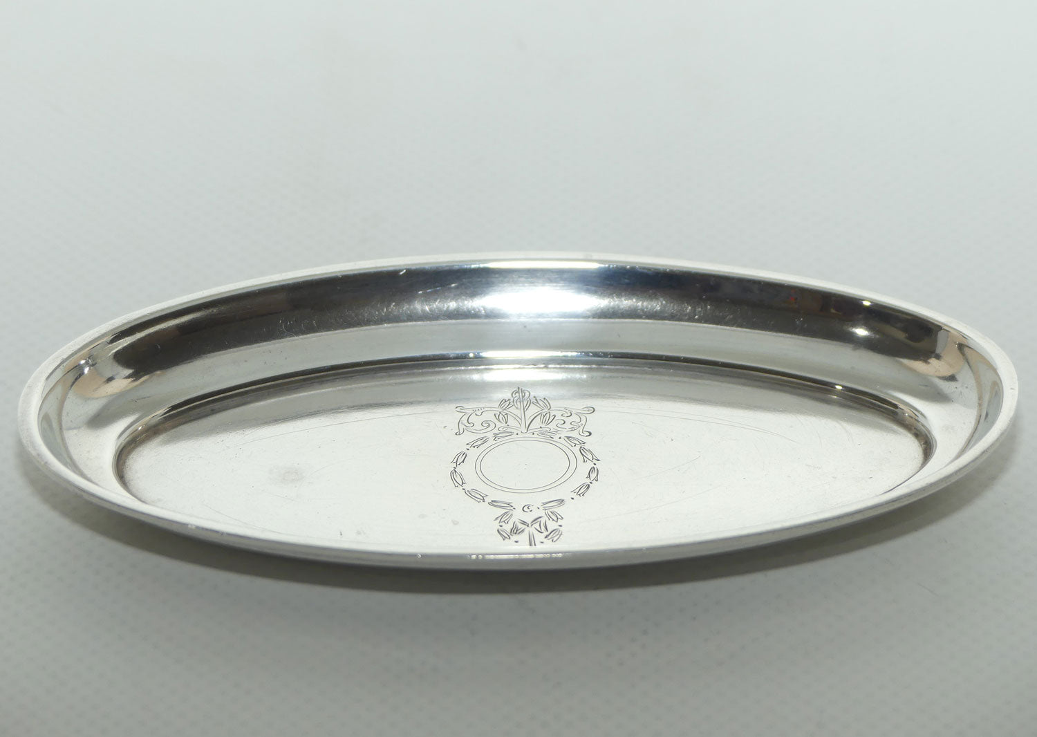 Neoclassical design Sterling Silver oval trinket tray | Birmingham 1916 | Hardy Brothers | 42.9gms