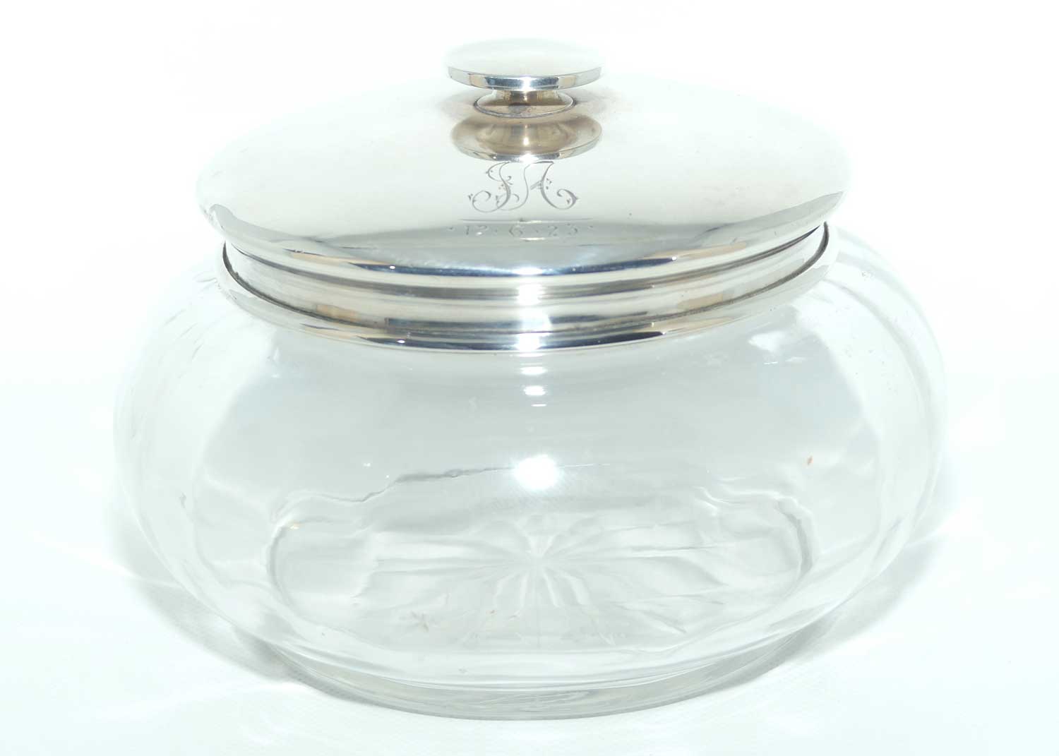 Sterling Silver lid ladies dressing table trinket box, powder bowl or hair tidy | Birmingham 1921