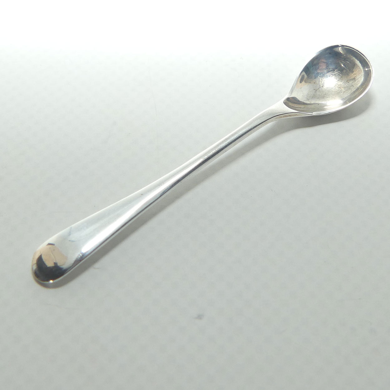 Sterling Silver mustard or salt spoon | Sheffield 1930 | 4.5 grams