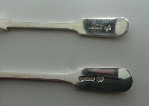 post Edwardian era Sterling Silver pair of tea spoons | Bright Cut engraving | Sheffield 1949