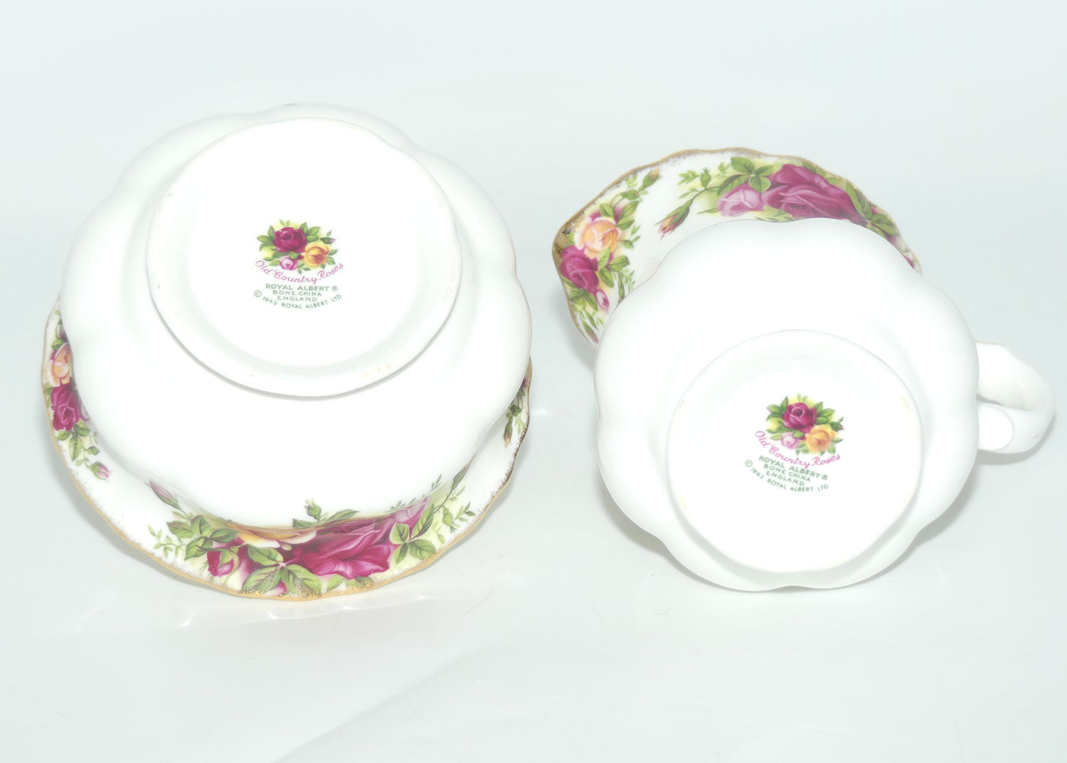 Royal Albert Bone China England Old Country Roses Milk and Sugar on Tray | Tea Size | © 1962 Royal Albert Ltd backstamp | #2