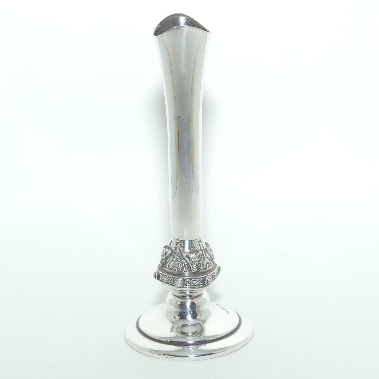 Sterling Silver Posy Vase with Elephant figured knop | 90.8 grams | Birmingham 1967