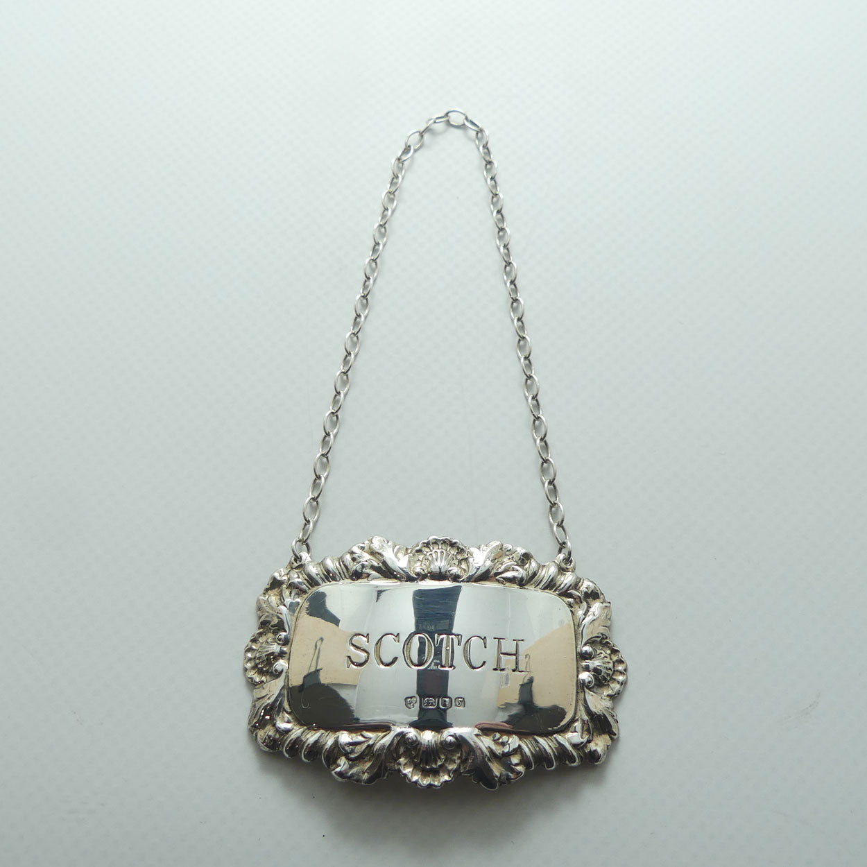 Sterling Silver decanter collar | SCOTCH | London 1973 | 10.7g
