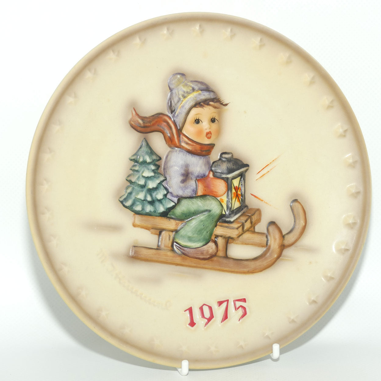 HUM0268 MI Hummel Annual Plate 1975 | Riding into Christmas | Sleigh Ride