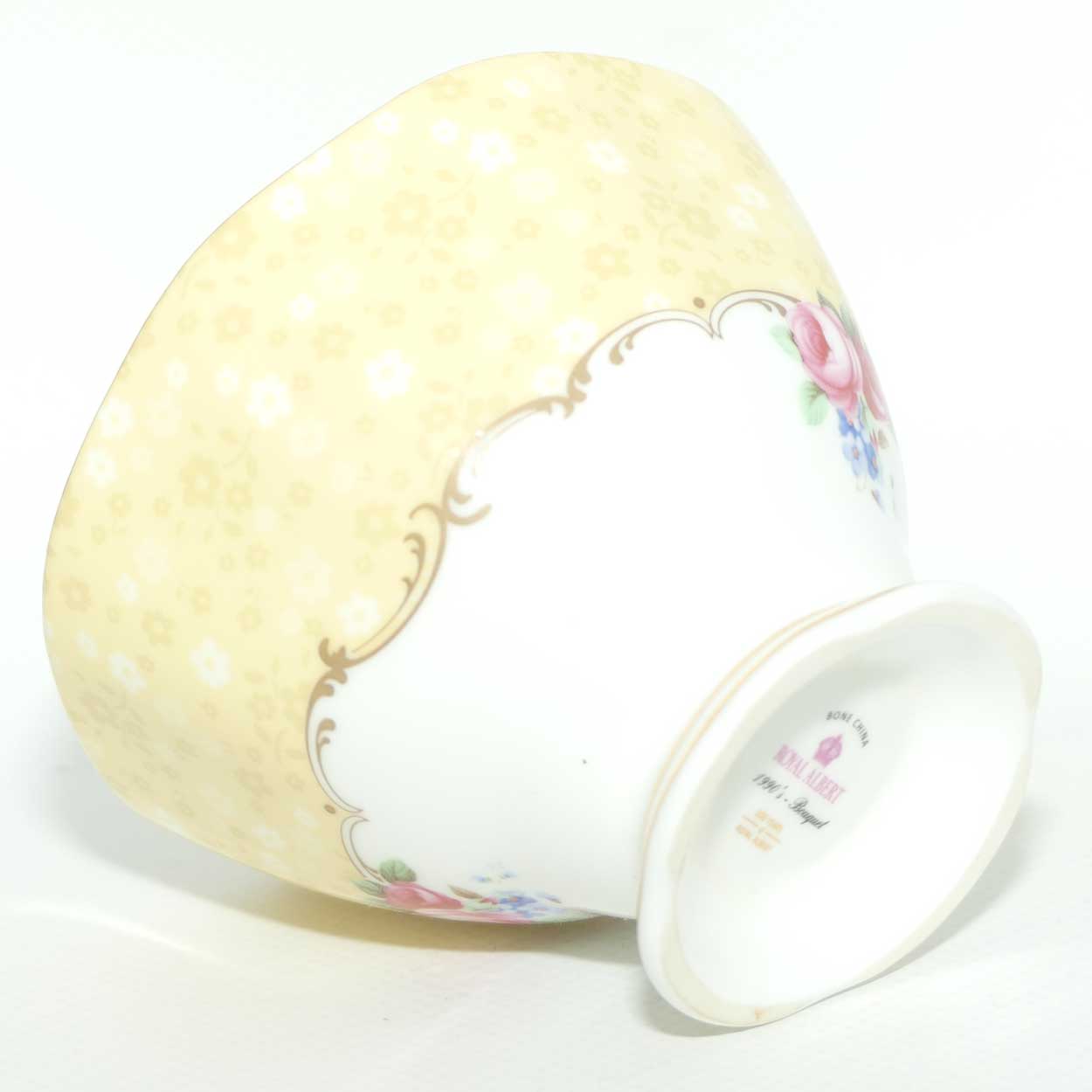 Royal Albert duo | 100 Years of Royal Albert | 1990's Bouquet