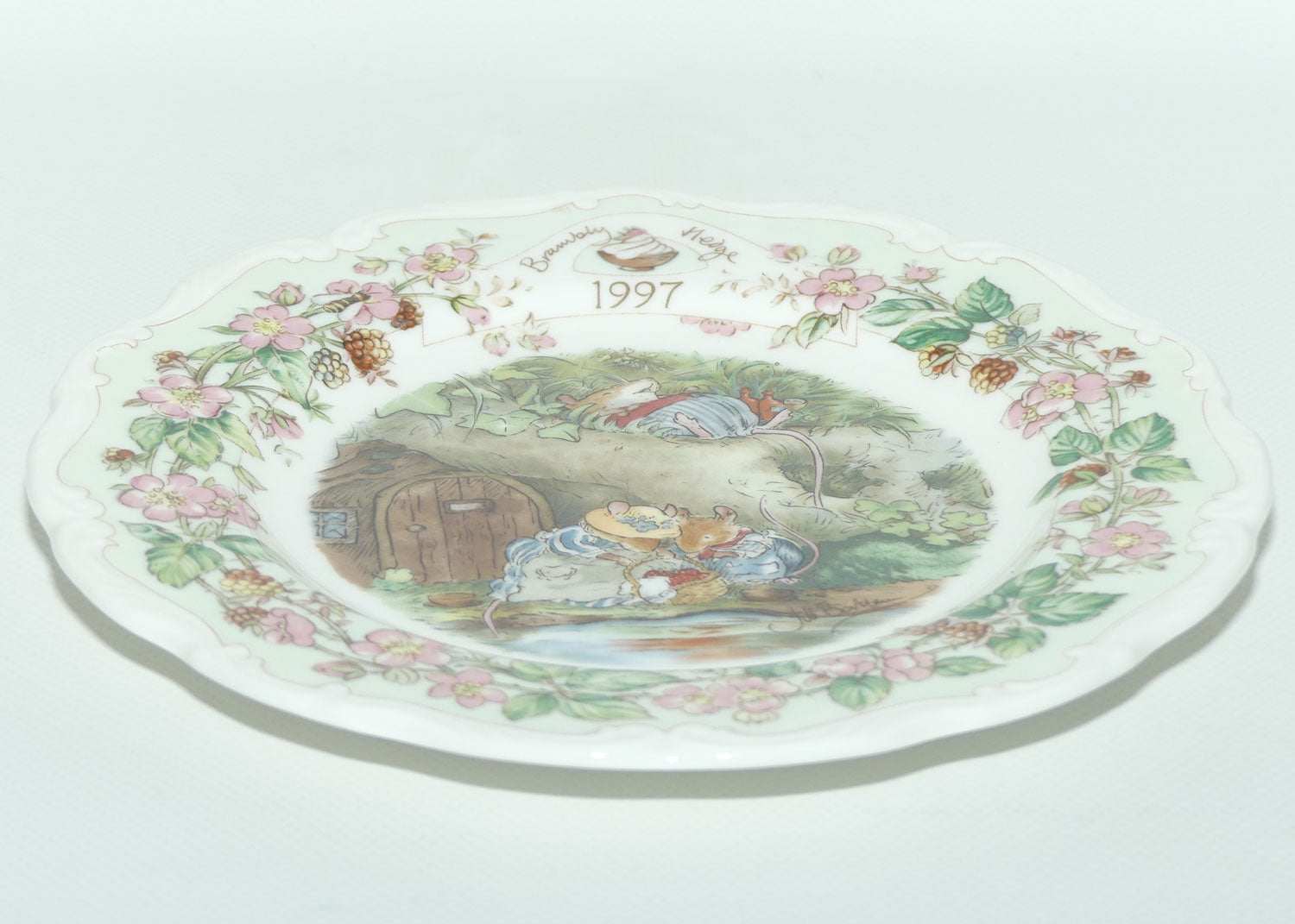 Royal Doulton Brambly Hedge Giftware | Year Plates | 1997 | 20cm | boxed