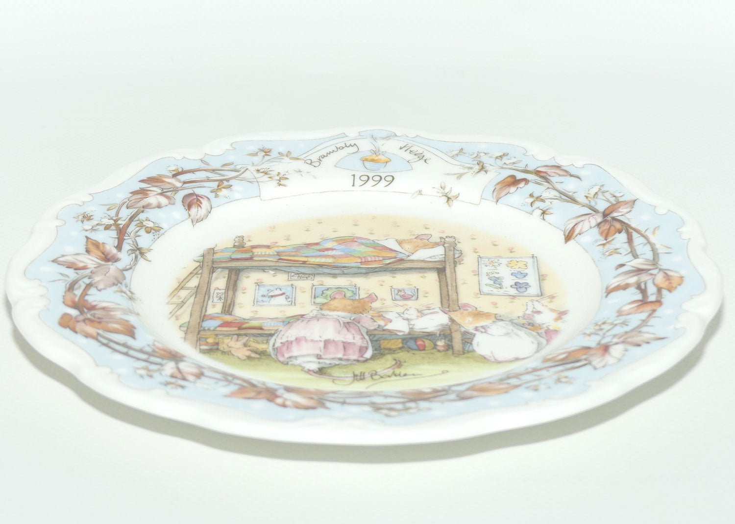 Royal Doulton Brambly Hedge Giftware | Year Plates | 1999 | 20cm | boxed