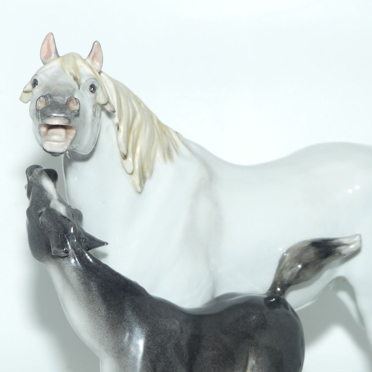 Herend Hungary figure 5893 | Pony with His Mother | Grey | Extra Large