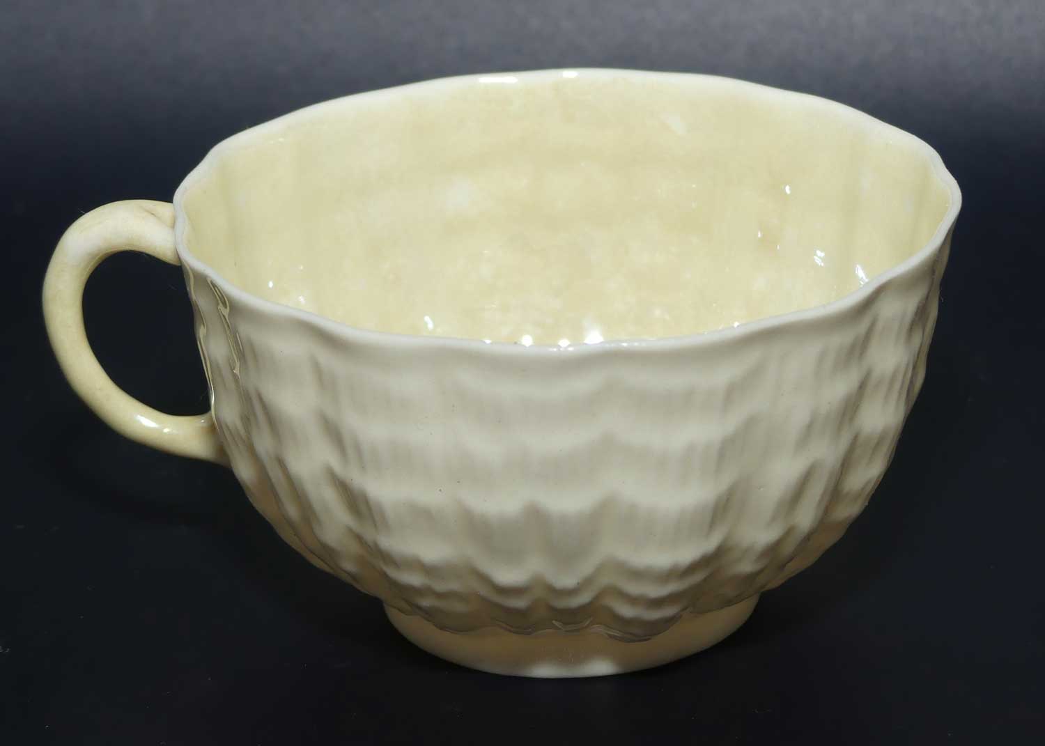 Belleek Tridacna pattern tea cup | Cream with Lustre | 1st Green mark
