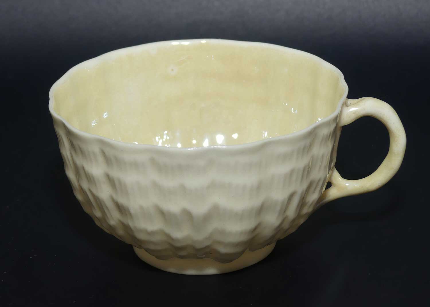 Belleek Tridacna pattern tea cup | Cream with Lustre | 1st Green mark