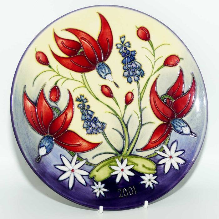 Moorcroft Annual Year plate | 2001 Cranberry | Ltd Ed