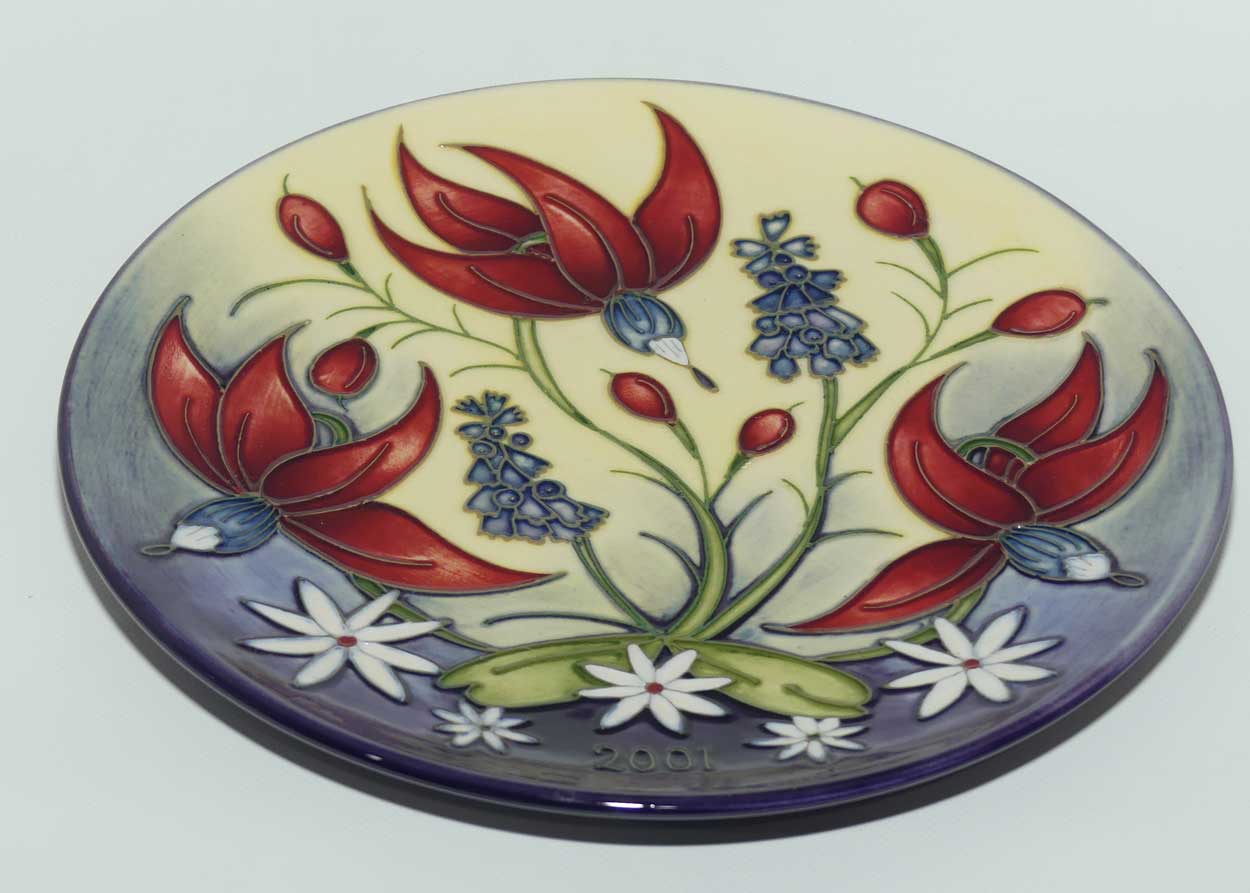 Moorcroft Annual Year plate | 2001 Cranberry | Ltd Ed